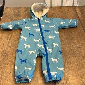 Hatley color changing rain suit size 12-18 months